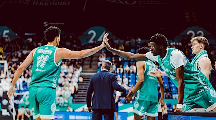 BALLE ORANGE – L’Élan confirme. Basket Landes, un pied en demie